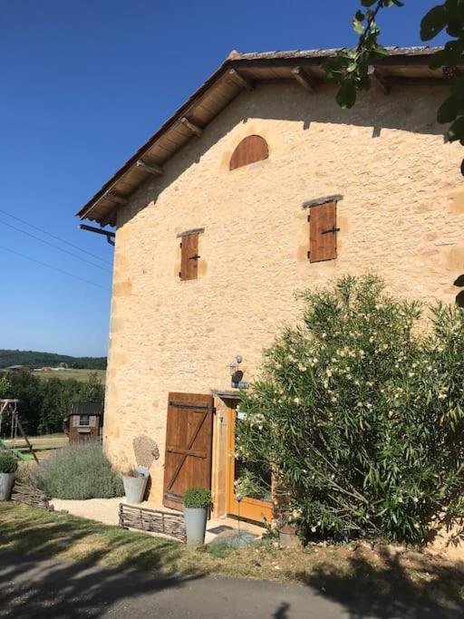 « Le Vieux Hangar » Gite A La Ferme Truffe Exteriér fotografie